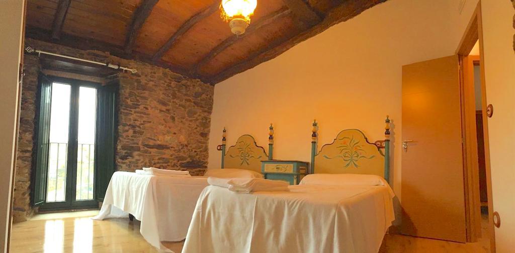 Vila Peregrina Castaneda  Bagian luar foto